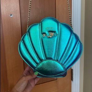 Loungefly Ariel shell crossbody bag